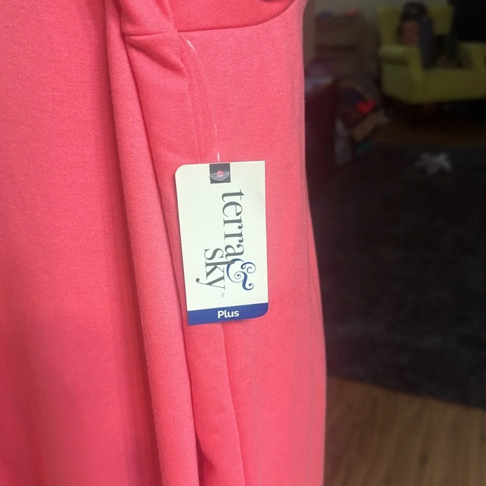 Coral Punch Top by Terra & Sky with Openings in Sleeves - 3X - Picture 5 of 9